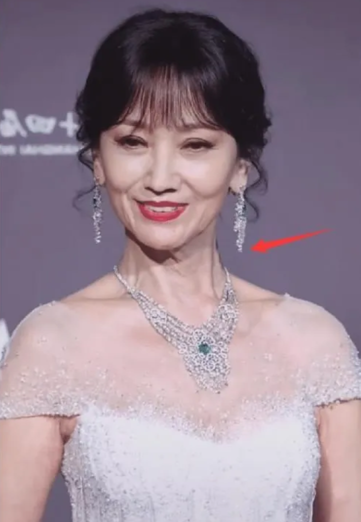 不老女神安卓版老阿姨网名大全集-第2张图片-太平洋在线下载